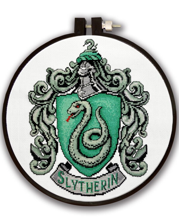 Counted Cross Stitch Kit "Slythering Crest"