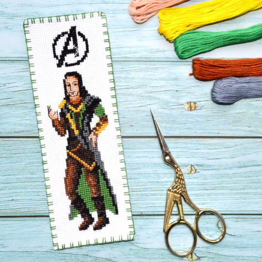 Counted Cross Stitch Pattern of Bookmark "The Avengers: Hulk" - Download in PDF